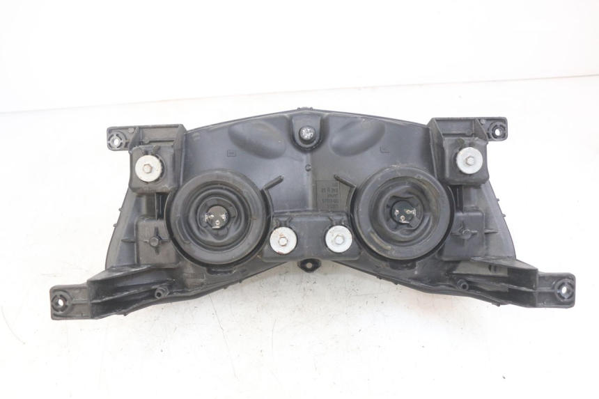 photo de FARO DELANTERO YAMAHA YP MAJESTY 400 (2004 - 2008) - Estado de la superficie y material