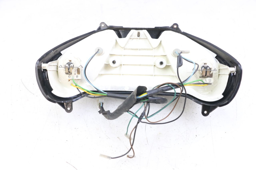 photo de FARO DELANTERO YAMAHA YP MAJESTY 125 (2002 - 2006) - Detalles de los puntos de fijación