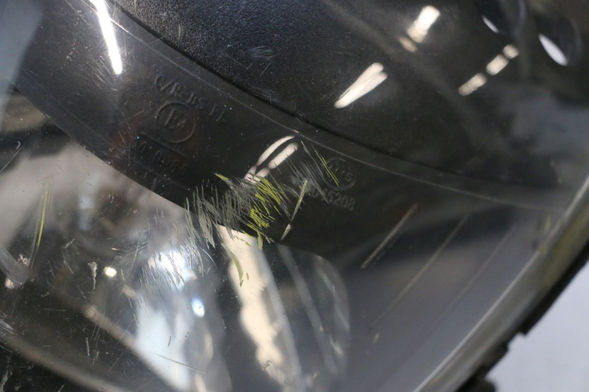 photo de FARO DELANTERO PIAGGIO ZIP 4T 50 (2018 - 2020) - Zoom estado de uso