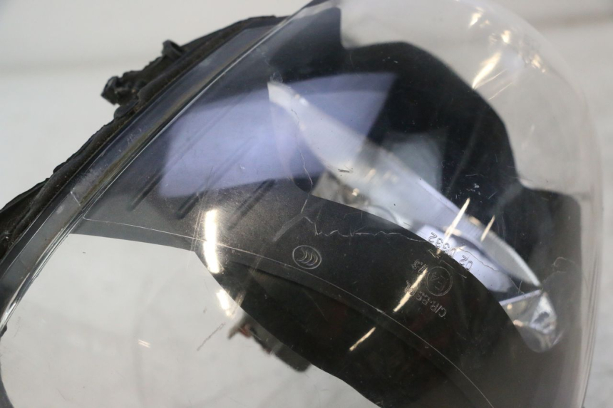 photo de FARO DELANTERO PIAGGIO ZIP IGET 4T 50 (2021 - 2023) - Recambio usado revisado
