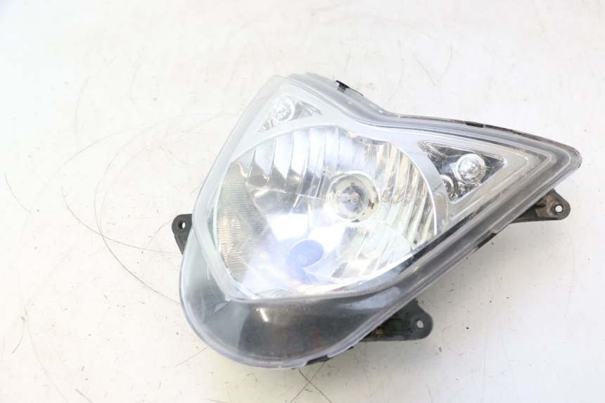 photo de FARO DELANTERO UNIVERSAL BIKE ZN50QT-11B 50 (2018 - 2021) - Zoom calidad de ocasión