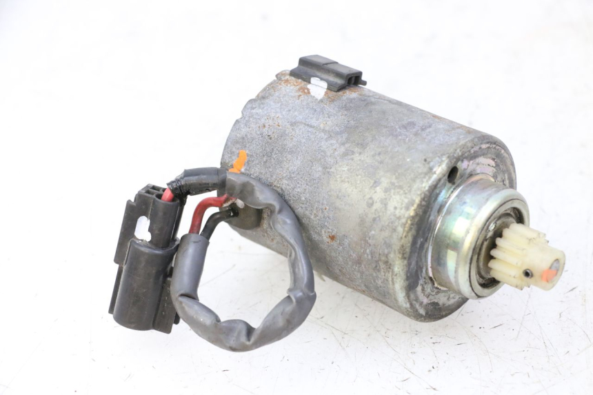 photo de PIñóN SUZUKI BURGMAN 650 (2002 - 2004) - Estado de la superficie y material