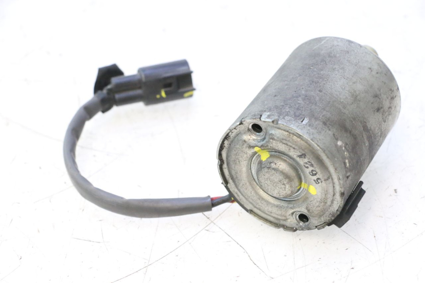 photo de PINON SUZUKI BURGMAN EXECUTIVE ABS 650 (2006 - 2012) - Primer plano técnico