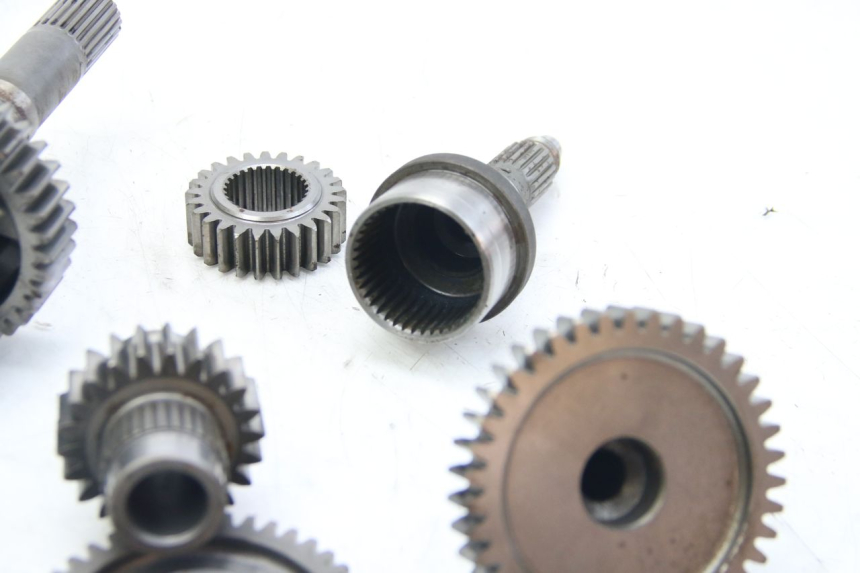 photo de PIÑÓN DE TRANSMISIÓN SUZUKI BURGMAN 650 (2002 - 2004) - Zoom estado de uso