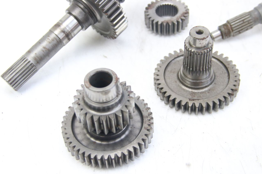 photo de PIÑÓN DE TRANSMISIÓN SUZUKI BURGMAN 650 (2002 - 2004) - Detalles de los puntos de fijación