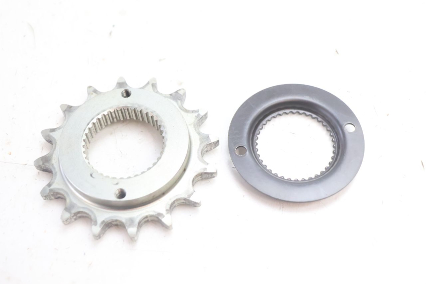 photo de ENGRANAJE TRANSMISIÓN BMW C SPORT 650 (2015 - 2021) - Primer plano técnico