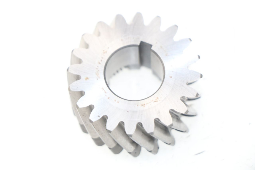 photo de ENGRANAJE TRANSMISIÓN HYOSUNG COMET GTR 125 (2007 - 2014) - Detalle de la pieza