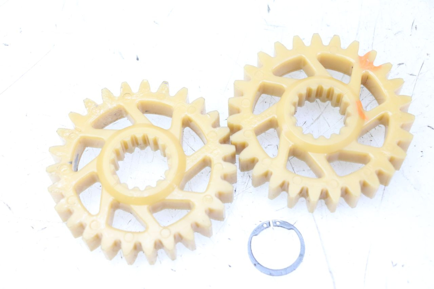 photo de ENGRANAJE TRANSMISIÓN APRILIA ETX 125 (1998 - 2002) - Detalle de la pieza