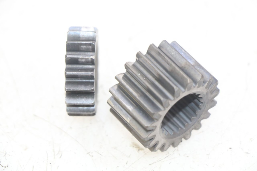 photo de PIÑÓN DE TRANSMISIÓN YCF PILOT 125 - Zoom estado de uso