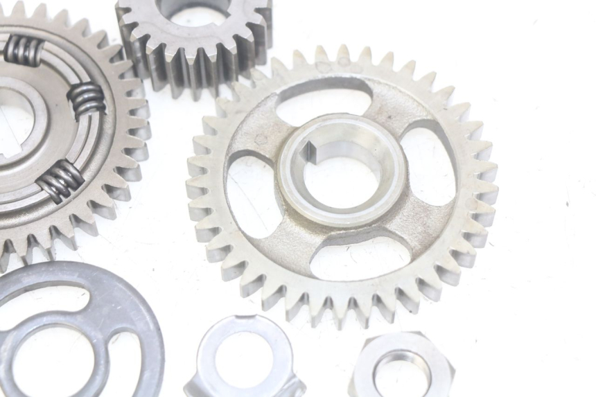 photo de PIÑÓN DE TRANSMISIÓN YAMAHA SR 125 (1982 - 2003) - Zoom estado de uso