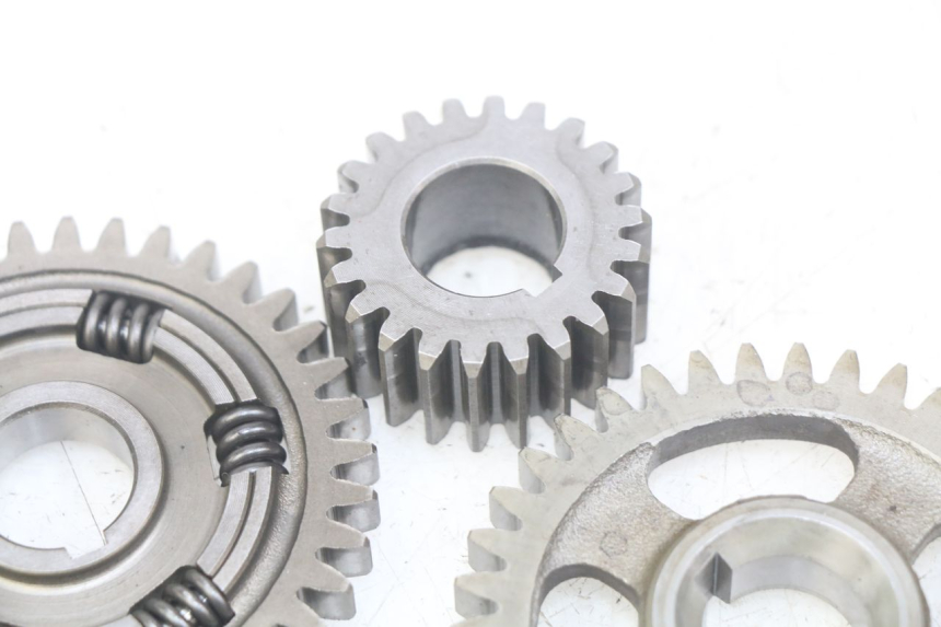 photo de PIÑÓN DE TRANSMISIÓN YAMAHA SR 125 (1982 - 2003) - Otra perspectiva