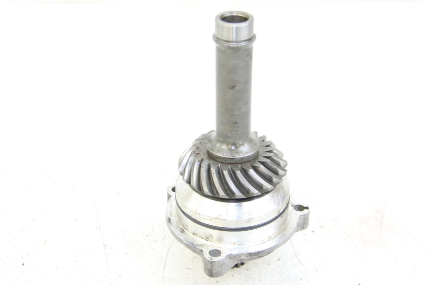 photo de ENGRANAJE TRANSMISIÓN YAMAHA FJR 1300 (2004 - 2005) - Primer plano técnico