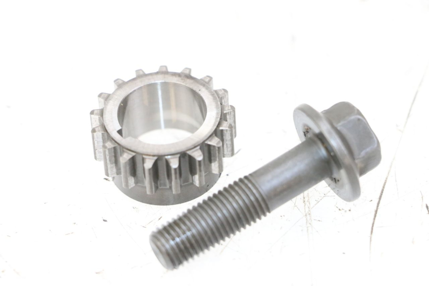 photo de ENGRANAJE TRANSMISIÓN YAMAHA FZ1 FAZER 1000 (2007 - 2009) - Detalle de la pieza