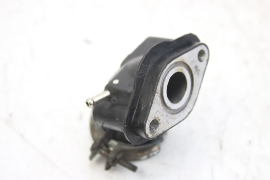 photo de TUBO DE ADMISIÓN KYMCO AGILITY 4T 50 (2018 - 2022) - Otra perspectiva