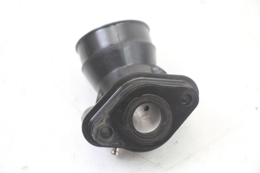 photo de TUBO DE ADMISIÓN KYMCO AGILITY 4T 50 (2018 - 2022) - Otra perspectiva