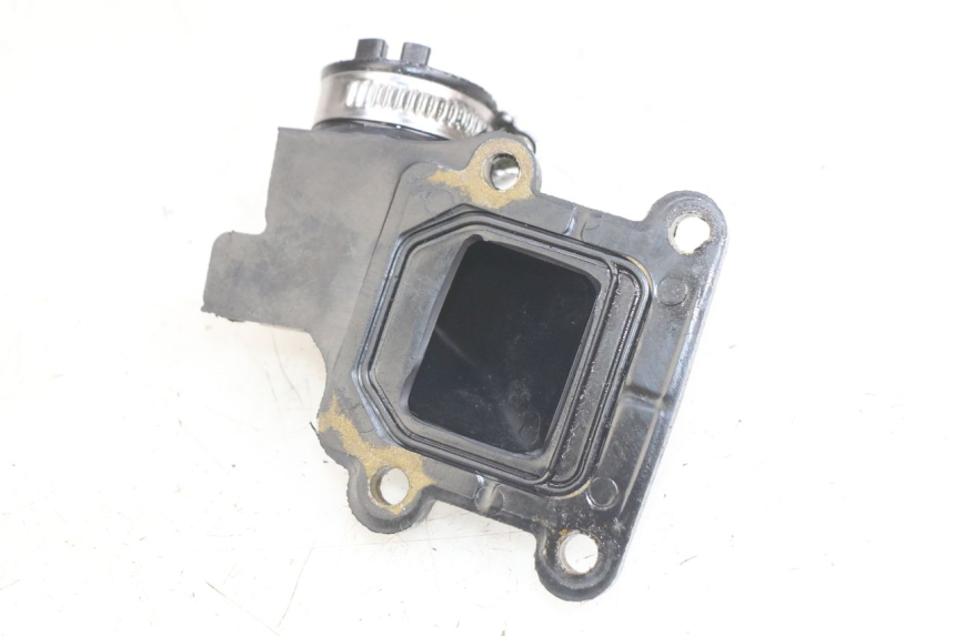 photo de TUBO DE ADMISIÓN MBK BOOSTER SPIRIT 50 (2004 - 2017) - Detalle de la pieza