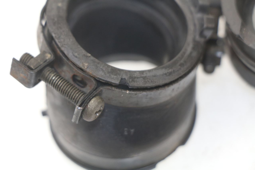 photo de TUBO DE ADMISIÓN HONDA CBF 500 (2004 - 2007) - Detalle de la pieza