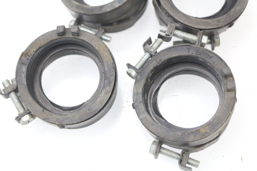 photo de TOBERAS HONDA CBR 929 RR FIREBLADE 900 (2000 - 2001) - Otra perspectiva