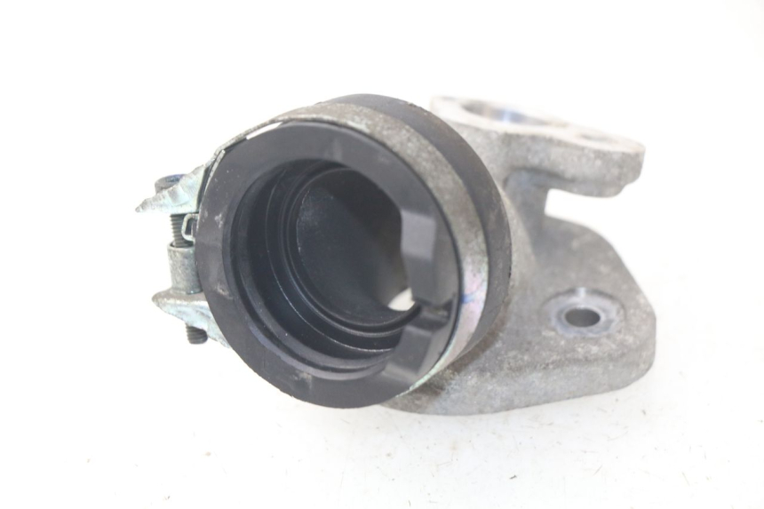 photo de TOMA DE ADMISIóN YAMAHA CYGNUS X INJECTION 125 (2007 - 2013) - Zoom estado de uso