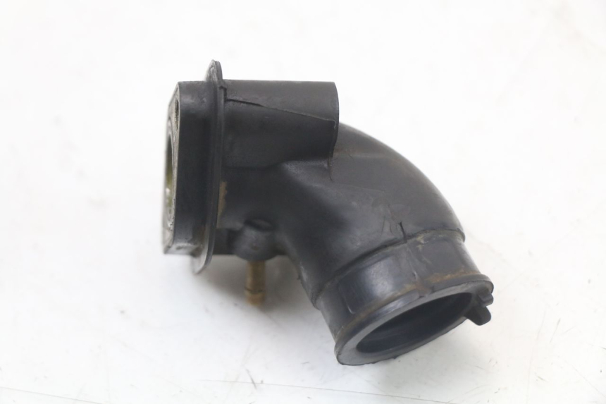 photo de TUBO DE ADMISIÓN LONGJIA DIGITA 4T 50 (2019 - 2022) - Detalles de los puntos de fijación