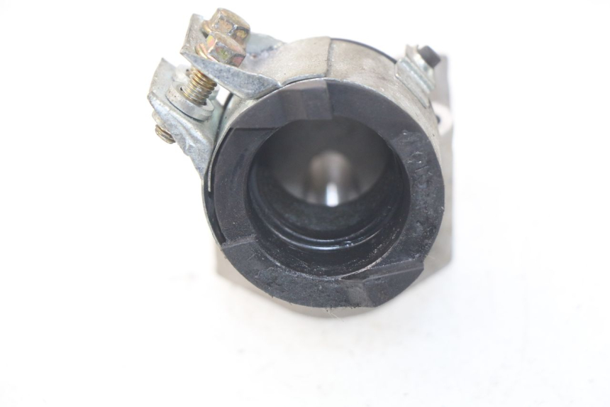 photo de TUBO DE ADMISIÓN KYMCO DINK STREET 125 (2009 - 2014) - Detalle de la pieza