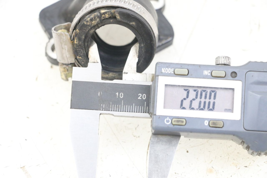 photo de TOBERAS GILERA DNA 50 (2000 - 2007) - Otra perspectiva