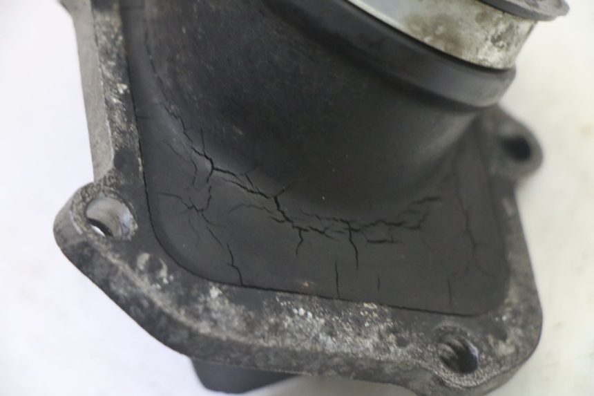 photo de TOBERAS APRILIA ETX 125 (1998 - 2002) - Primer plano técnico