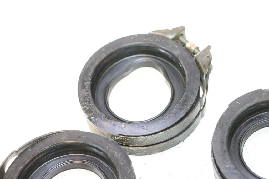 photo de TOBERAS YAMAHA FJR 1300 (2001 - 2005) - Zoom estado de uso