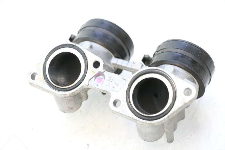 photo de TOBERAS HONDA FJS SILVER WING SILVERWING 400 (2005 - 2008) - Detalle de la pieza