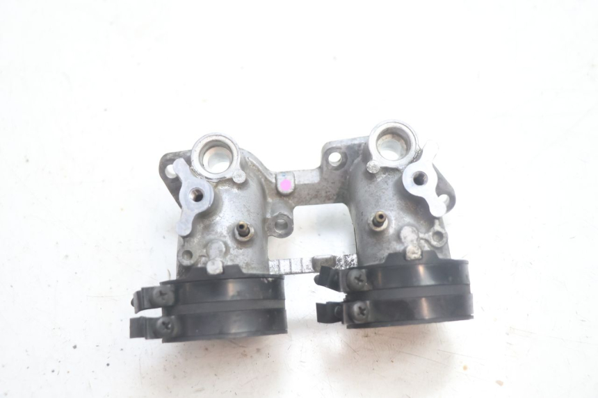 photo de TOBERAS HONDA FJS SILVER WING SILVERWING 400 (2005 - 2008) - Detalle de la pieza