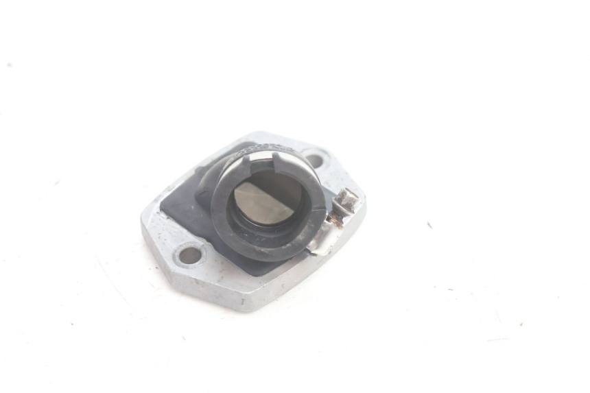 photo de TUBO DE ADMISIÓN PIAGGIO FLY 2T 50 (2004 - 2017) - Detalle de la pieza
