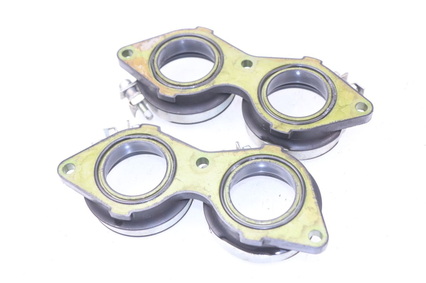 photo de TOBERAS YAMAHA FZ8 800 (2010 - 2016) - Otra perspectiva