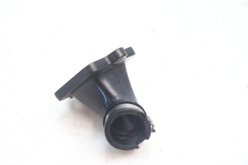 photo de TUBO DE ADMISIÓN PEUGEOT KISBEE 2T 50 (2010 - 2017) - Primer plano técnico