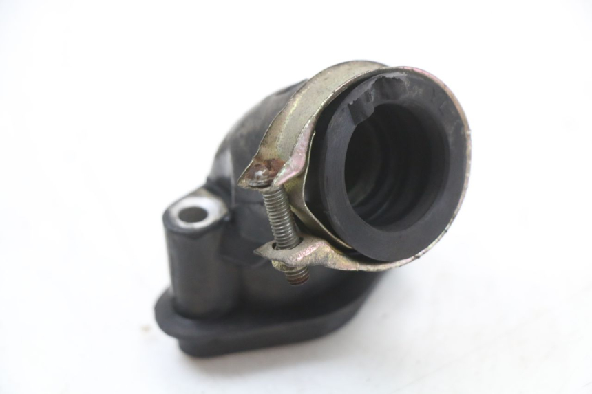 photo de TUBO DE ADMISIÓN PEUGEOT KISBEE 4T 50 (2010 - 2017) - Zoom estado de uso