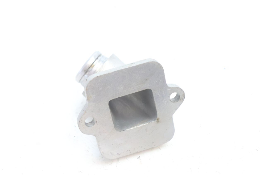 photo de TOBERAS PEUGEOT LUDIX BLASTER 50 (2006 - 2014) - Primer plano técnico