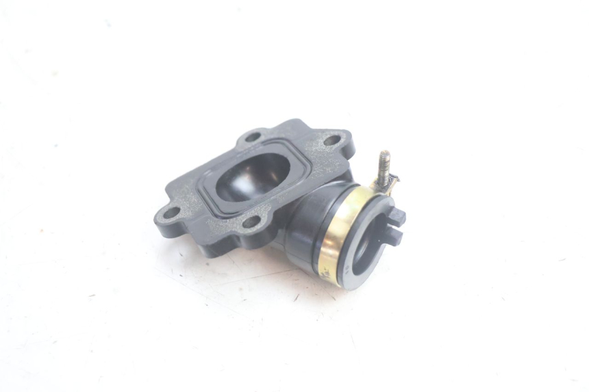 photo de TOBERAS MBK MACH G AC 50 (2002 - 2014) - Otra perspectiva