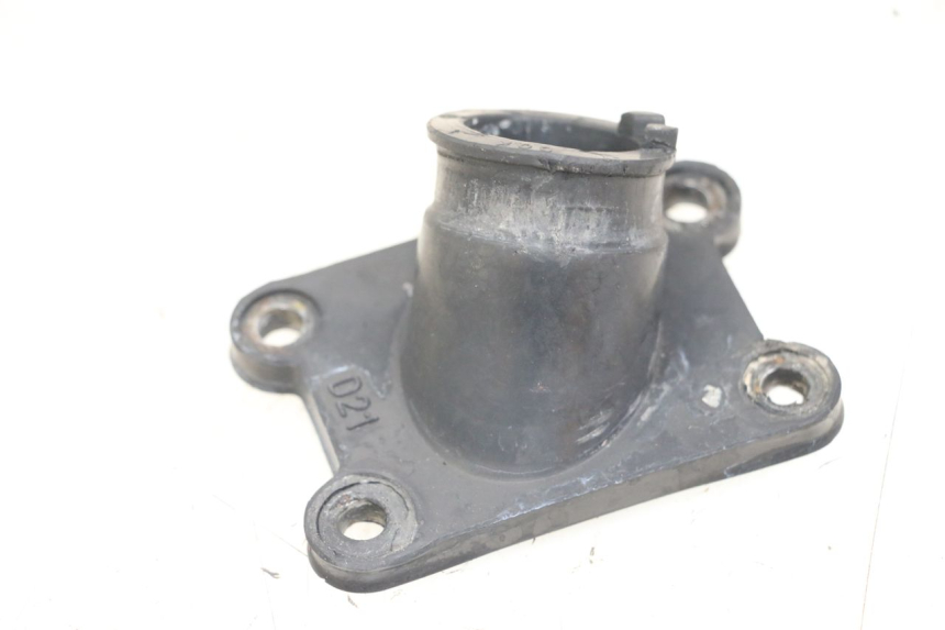 photo de TUBO DE ADMISIÓN RIEJU MRT 50 (2009 - 2017) - Primer plano técnico