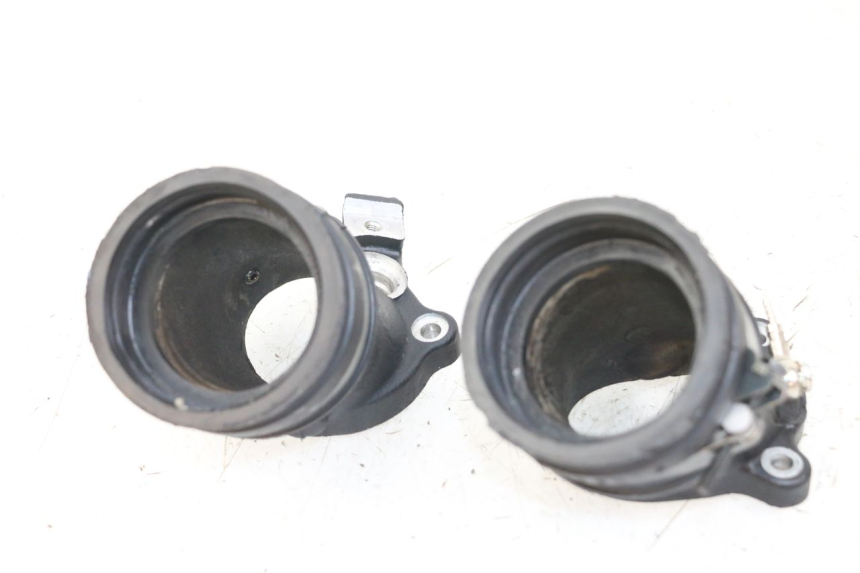 photo de TOBERAS MOTO GUZZI NORGE 8V GT 1200 (2011 - 2016) - Otra perspectiva