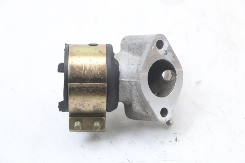 photo de TUBO DE ADMISIÓN PEUGEOT BELVILLE 125 (2017 - 2021) - Otra perspectiva