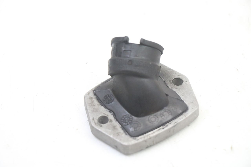 photo de TUBO DE ADMISIÓN PIAGGIO FLY 2T 50 (2004 - 2017) - Vista principal