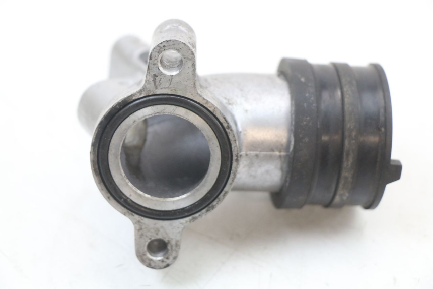 photo de Tubo de admisión DAELIM S3 125 (2010 - 2017) - Primer plano técnico