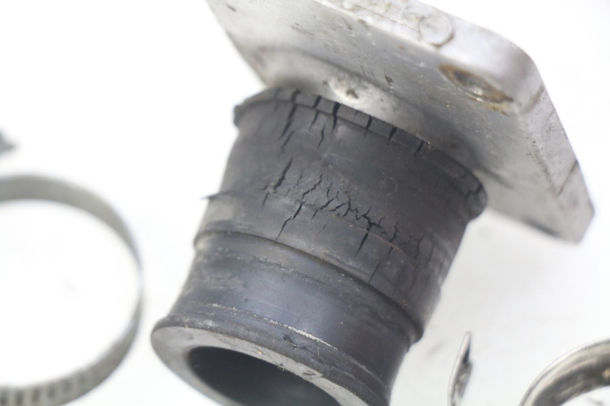 photo de TUBO DE ADMISIÓN DERBI SENDA 50 (2003 - 2005) - Zoom estado de uso