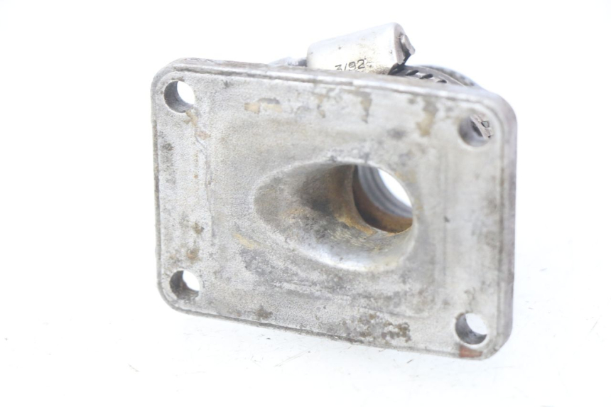 photo de TUBO DE ADMISIÓN DERBI SENDA 50 (2003 - 2005) - Otra perspectiva