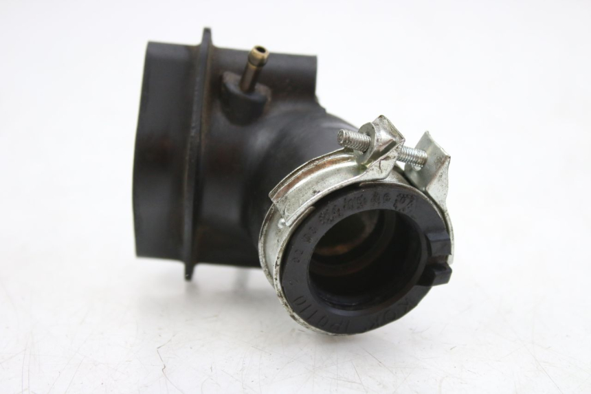 photo de TUBO DE ADMISIÓN KYMCO SENTO 100 (2008 - 2013) - Detalles de los puntos de fijación