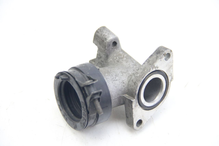 photo de TUBO DE ADMISIÓN SUZUKI SIXTEEN 125 (2008 - 2010) - Vista principal