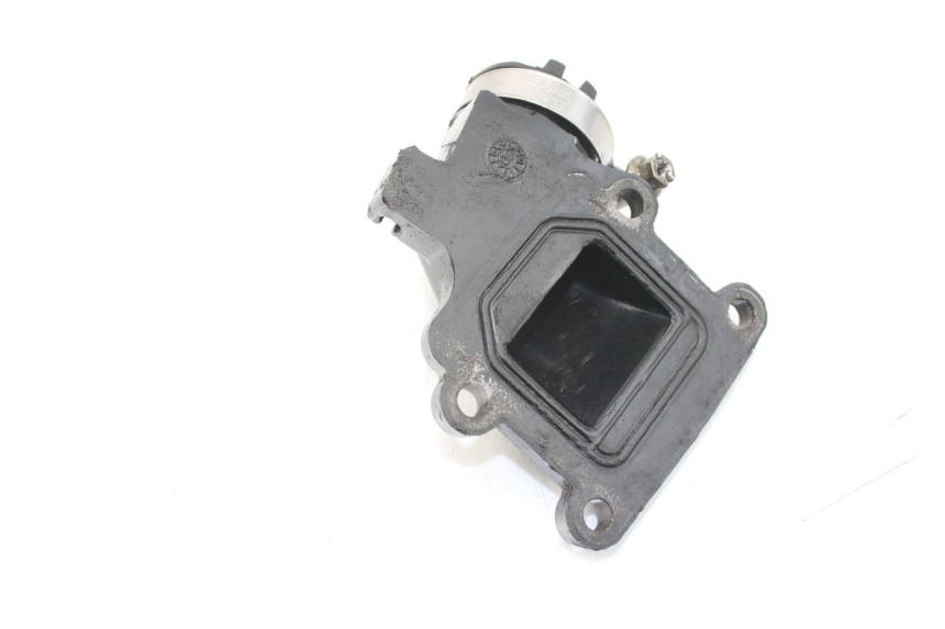 photo de TUBO DE ADMISIÓN YAMAHA SLIDER NAKED 50 (2004 - 2018) - Detalle de la pieza