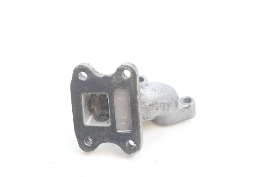 photo de TUBO DE ADMISIÓN PEUGEOT SPEEDFIGHT LC 50 (1996 - 2002) - Otra perspectiva