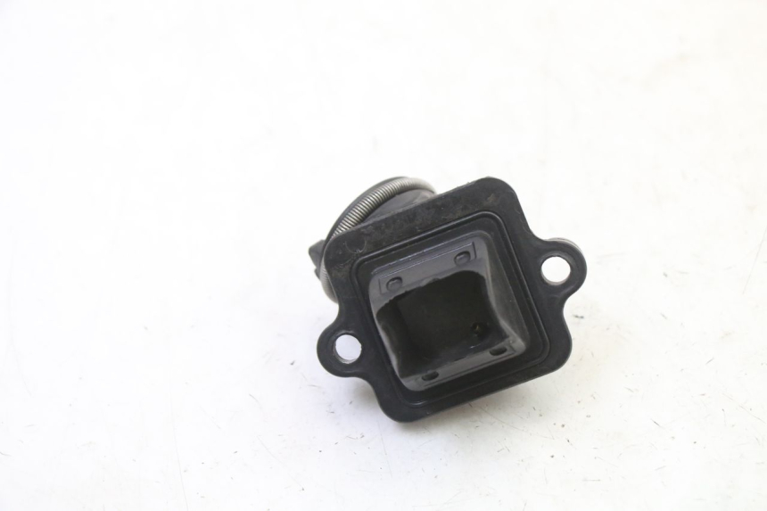 photo de TOBERAS PEUGEOT STREETZONE I NAKED 2T 50 (2018 - 2020) - Otra perspectiva