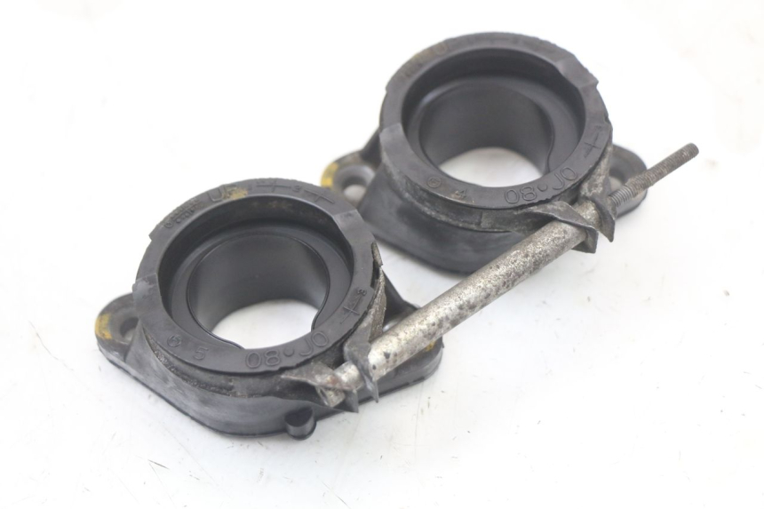 photo de TOBERAS SUZUKI GSR 750 (2011 - 2017) - Primer plano técnico