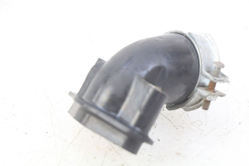 photo de TUBO DE ADMISIÓN PEUGEOT V-CLIC VCLIC 50 (2007 - 2013) - Zoom estado de uso